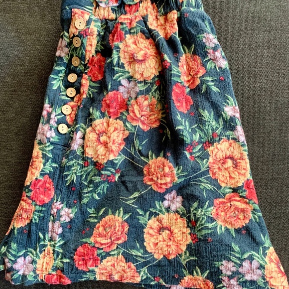 NWOT AE High Waisted Floral Button Side Shorts - Picture 5 of 5